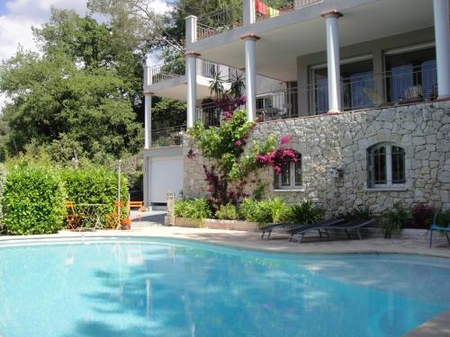 Apartamento C�te D'azur Sous Les Pins