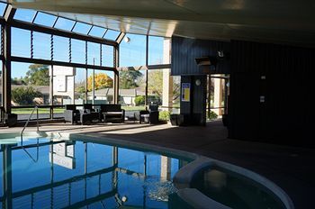 West End Motor Lodge