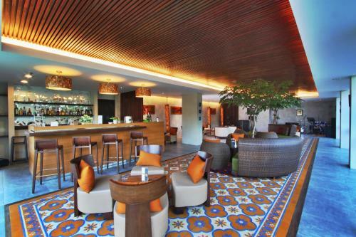 Soll Marina Hotel & Conference Center Bangka