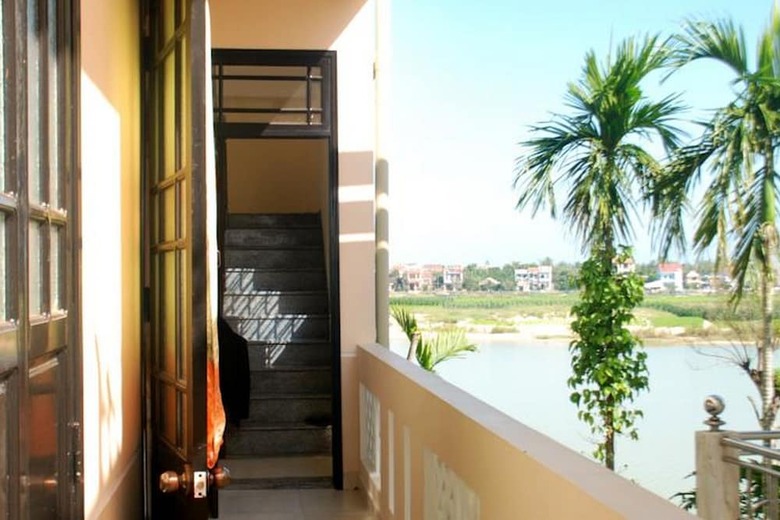 Hostal Homeland River Homestay