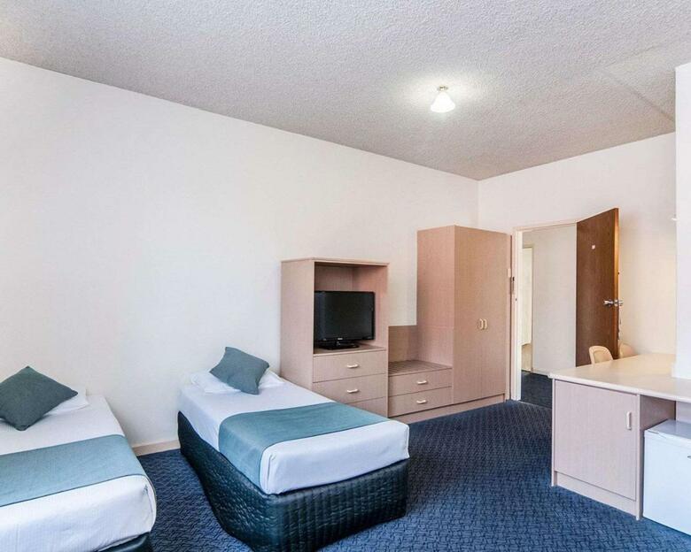 Hotel Regal Park Motor Inn