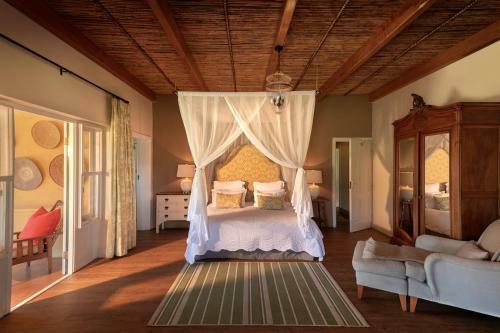 Samara Private Game Reserve Karoo Lodge