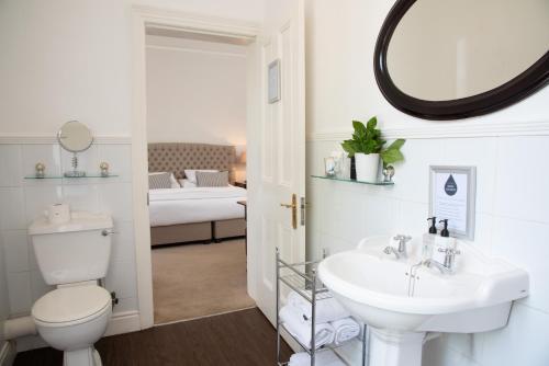 River Manor Boutique Hotel And Spa