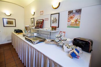 Aparthotel Actilingua Apartment Pension