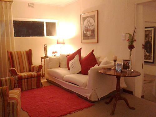 Hostal Riverbend Country House