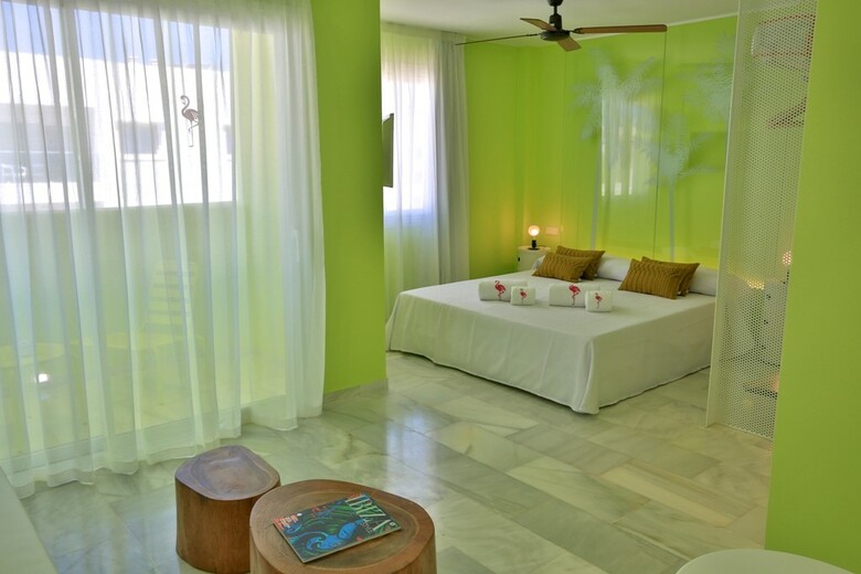 Hotel Tropicana Ibiza Suites - Adults Only