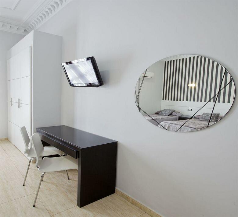 Hostal Castilla II Puerta Del Sol