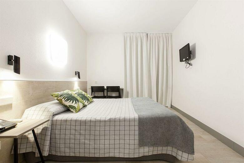 Hostal Castilla II Puerta Del Sol