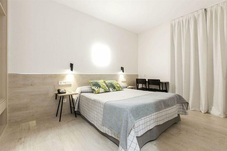 Hostal Castilla II Puerta Del Sol