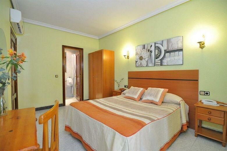 Hostal Castilla II Puerta Del Sol