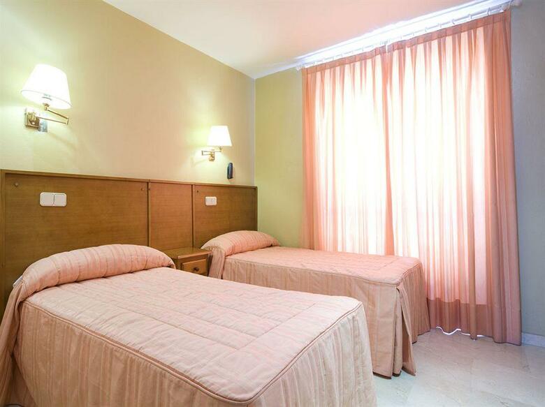 Hostal Castilla II Puerta Del Sol