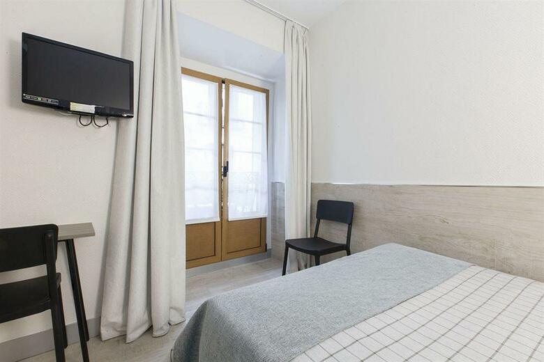 Hostal Castilla II Puerta Del Sol