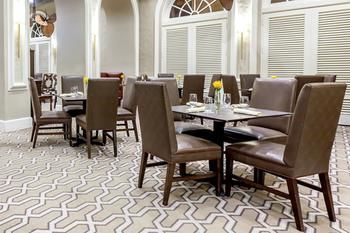 Mills House Wyndham Grand Hotel