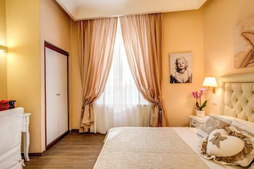 Hostal Rome55