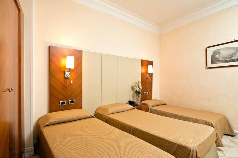 Suite Opera Rooms