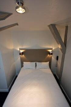 Hotel H�tel Henri IV