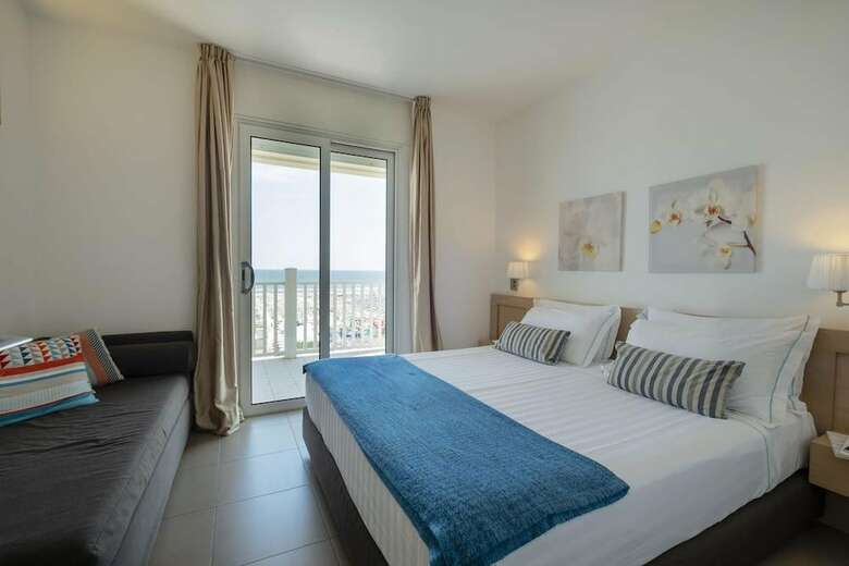 Residencia Le Rose Suite Hotel
