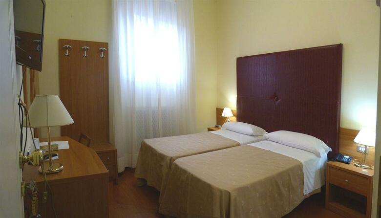 Hotel Centrale Byron