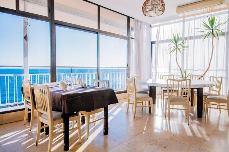 Hotel Roger De Flor Seleqtta