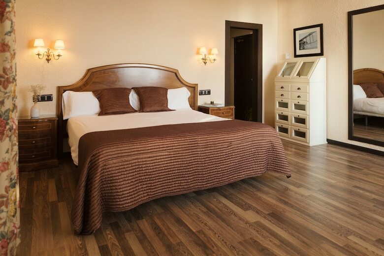 Hotel Roger De Flor Seleqtta