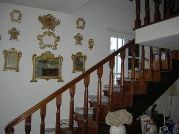 Bed & Breakfast Language And Art