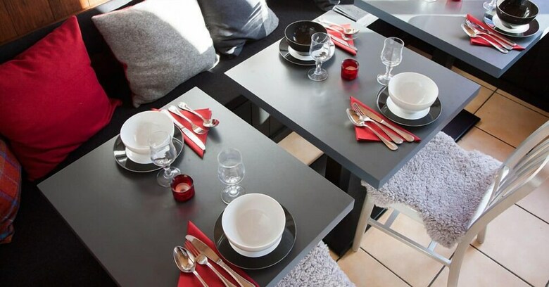 Hotel La Chaumi�re Mountain Lodge