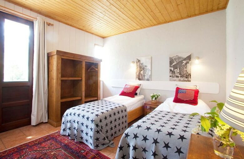 Hotel La Chaumi�re Mountain Lodge