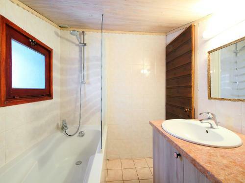 Holiday Home L'piri Chamonix