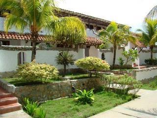 Hotel Tropical Refuge