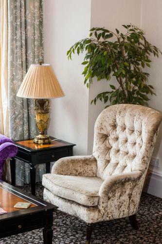 Beachlands Hotel