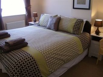 Hostal Roedean Guest House