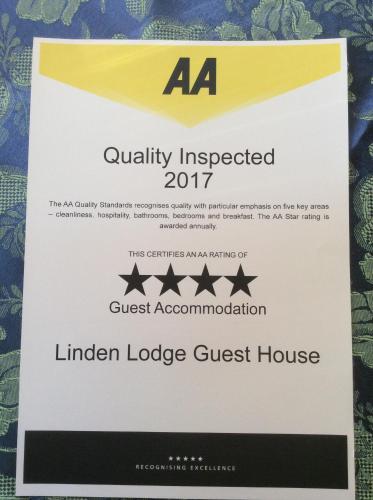 Hostal Linden Lodge Guest House