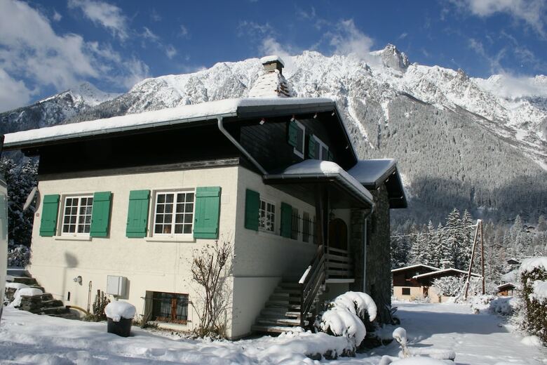 Bed & Breakfast Chalet Les Pelerins