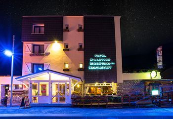 Hotel H�tel Chalet Des Champions
