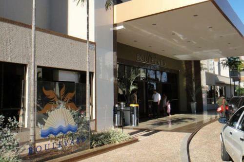 Prive Boulevard Suite Hotel