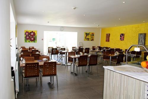 Abbey Court Hotel