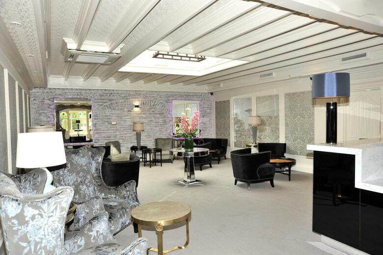 Hotel Oak Wood Arms