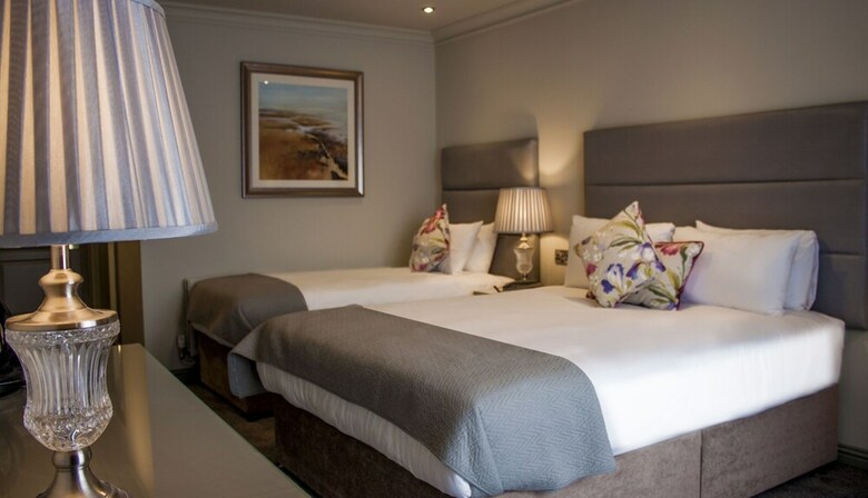 Hotel Forster Court(.)