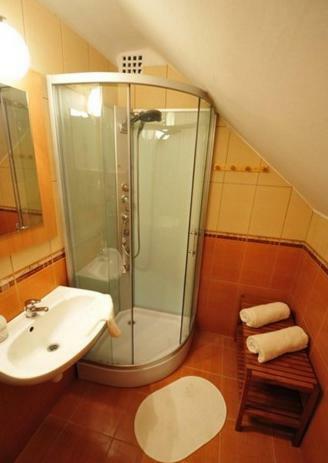 Hostal Emese Vend�gh�z Noszvaj