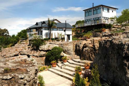Las Piedras Vip Lodging