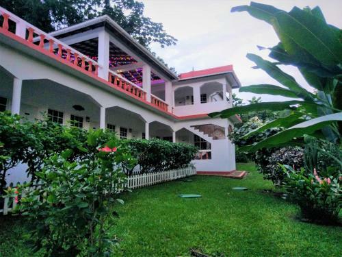 Hostal Polish Princess Guest House