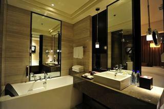 Renaissance Guiyang Hotel