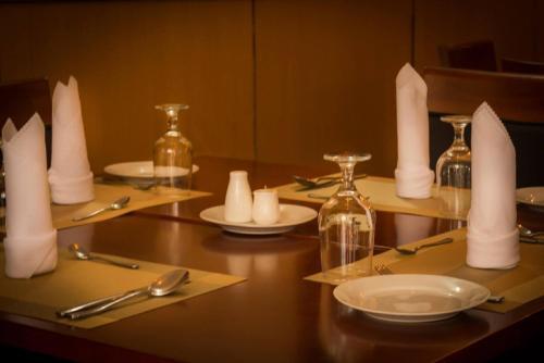 Hotel Serendib Suites And Conference Center