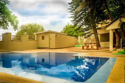 Hotel Serendib Suites And Conference Center