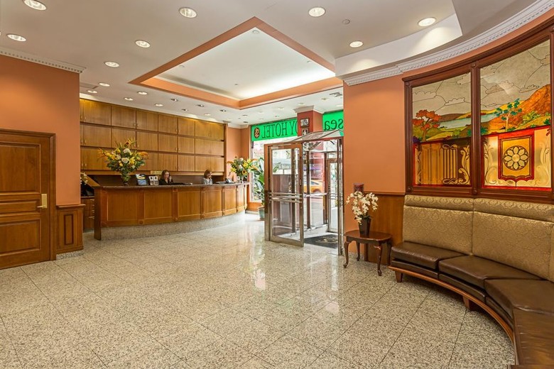 Chelsea Savoy Hotel