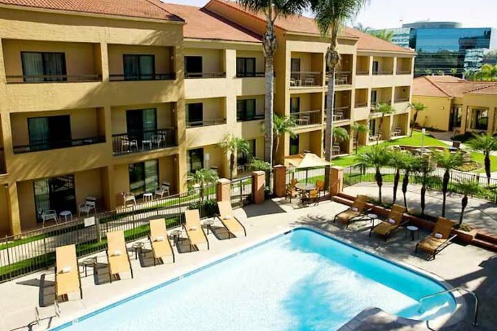 Hotel Courtyard By Marriott San Diego Sorrento Mesa