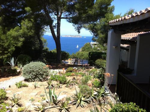Hostal Cala Moli