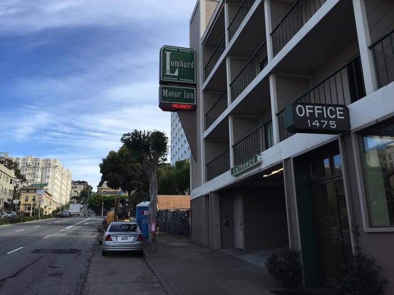 Hotel Lombard Motor Inn