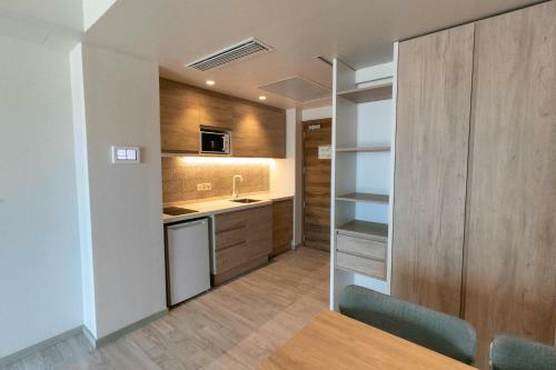 The White Apartments By Ibiza Feeling - Adults Only
