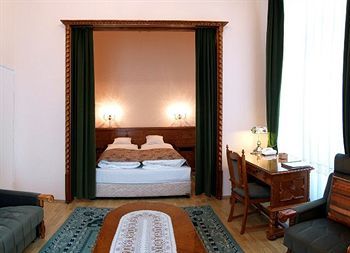 Tisza Hotel